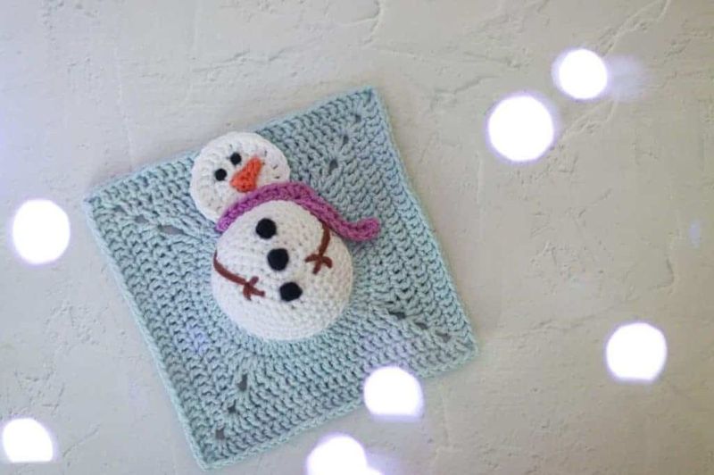 Snowman Christmas Granny Square free crochet pattern by Caitie