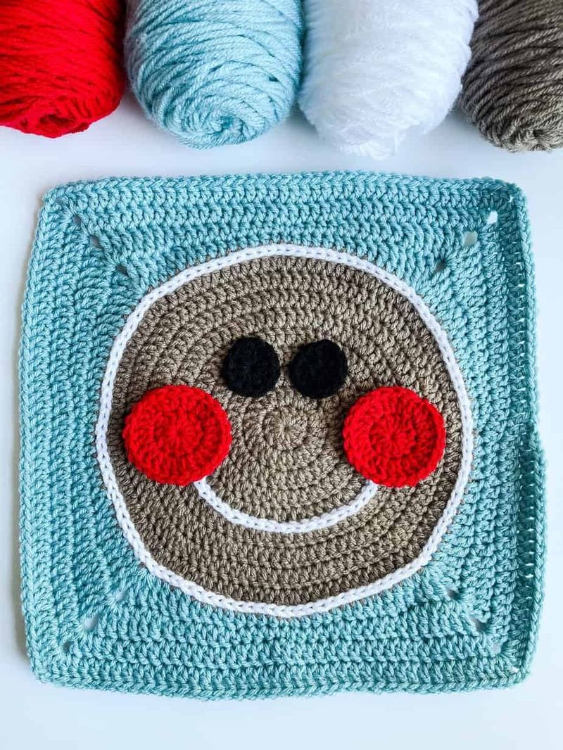 Gingerbread Man Granny Square free crochet pattern by Nana's Crafty Home