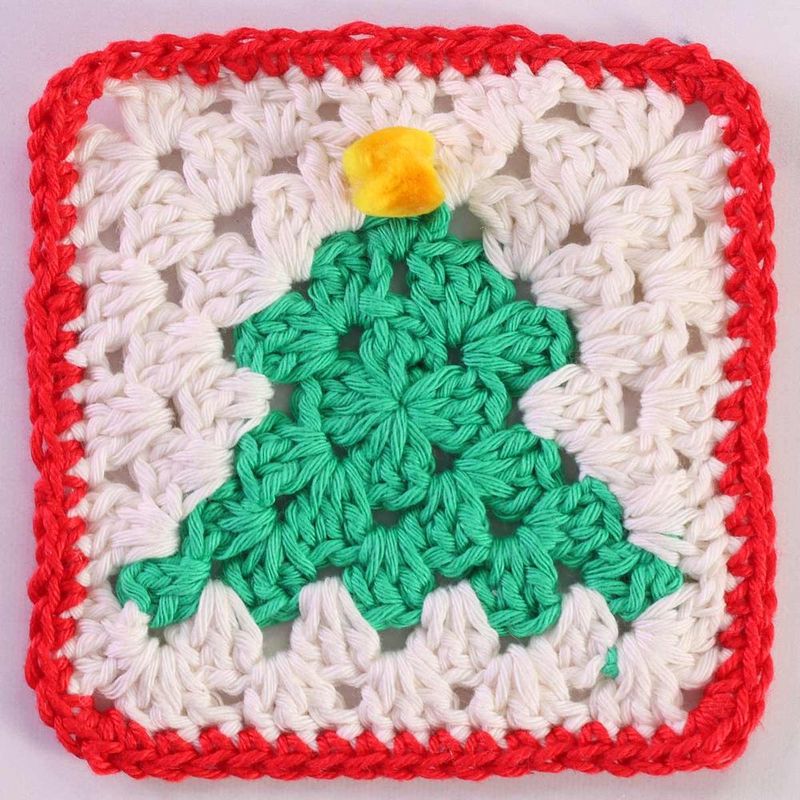 Christmas Tree Granny Square free crochet pattern by Luisa Clare