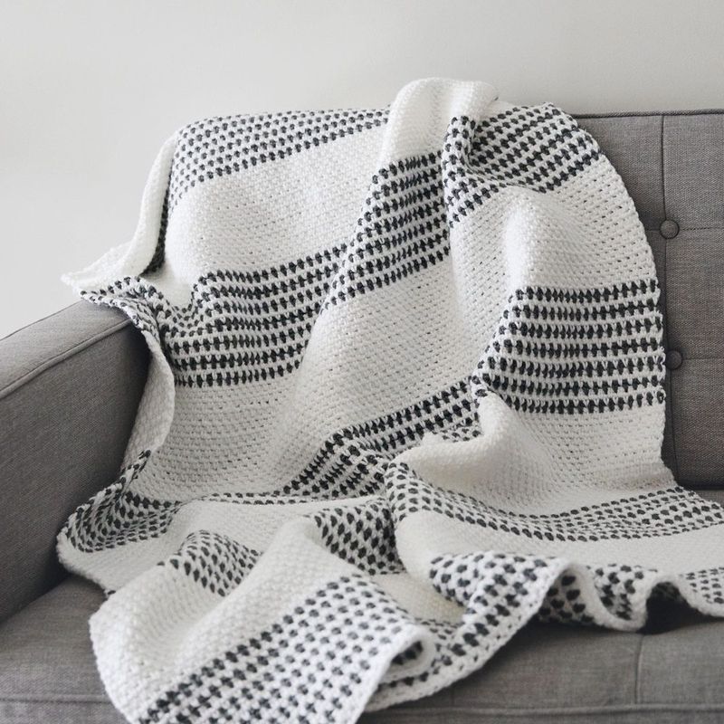 The Elemental Throw free crochet pattern by Alnaar Harnish
