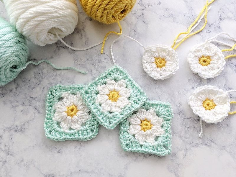 Dainty Daisy Granny Square free crochet pattern by Brittany