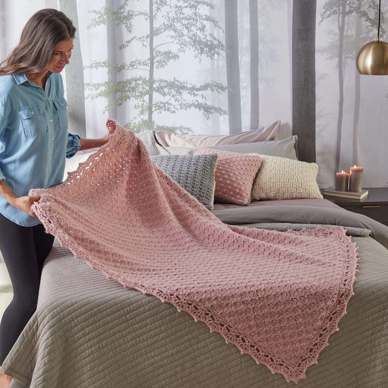 Corner-to-Corner Guest Throw free crochet pattern by Marianne Forrestal