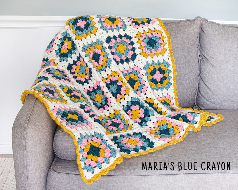Crochet Granny Square Blanket free crochet pattern by Maria Weaber