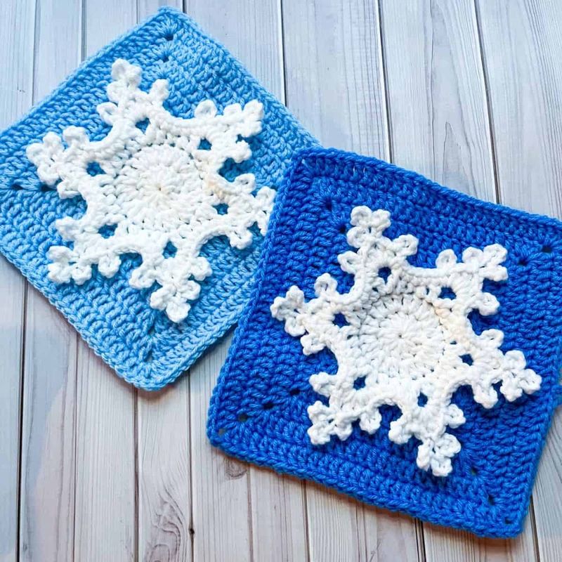 Snowflake Granny Square (The Caffeinated Snail) free crochet pattern by Kimberly Arenas