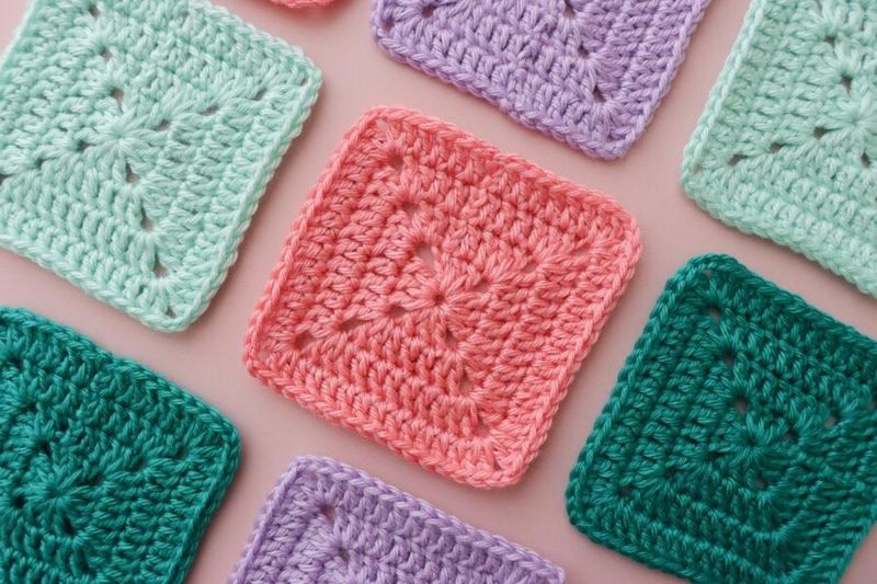 Solid Granny Square for Beginners free crochet pattern by Sarah-Jayne Fragola