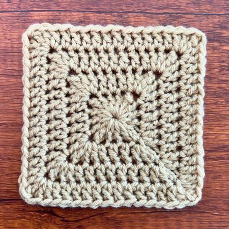 Easy Closed Granny Square free crochet pattern by Crystal Martin